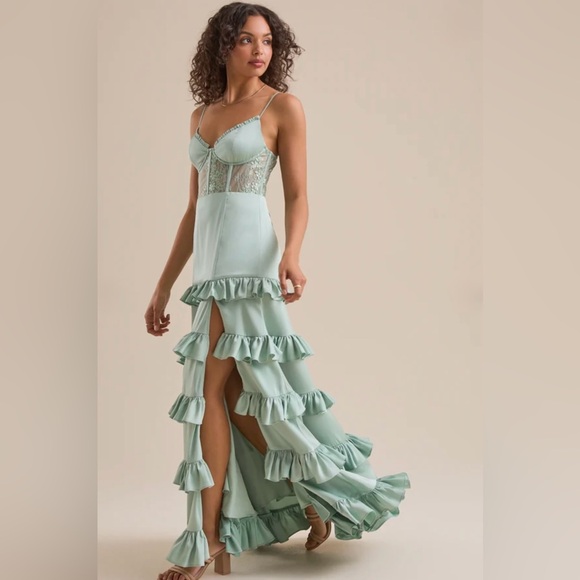 Altar'd State Dresses & Skirts - NWT Altar’d State Malinda Maxi Dress